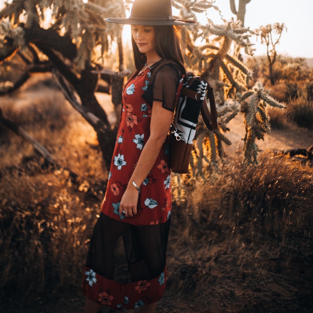 Mink Pink S/XS Floral Maxi